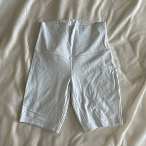 Align biker shorts 8’